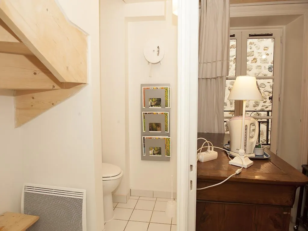 *** Bed & Breakfast Chambre D'Hotes Tilours Billom France