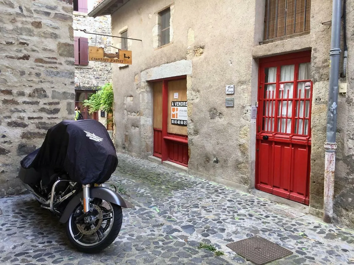 *** Bed & Breakfast Chambre D'Hotes Tilours Billom France