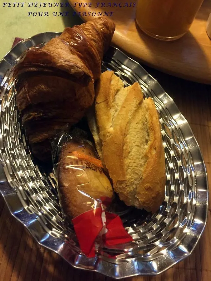 *** Bed & Breakfast Chambre D'Hotes Tilours Billom France