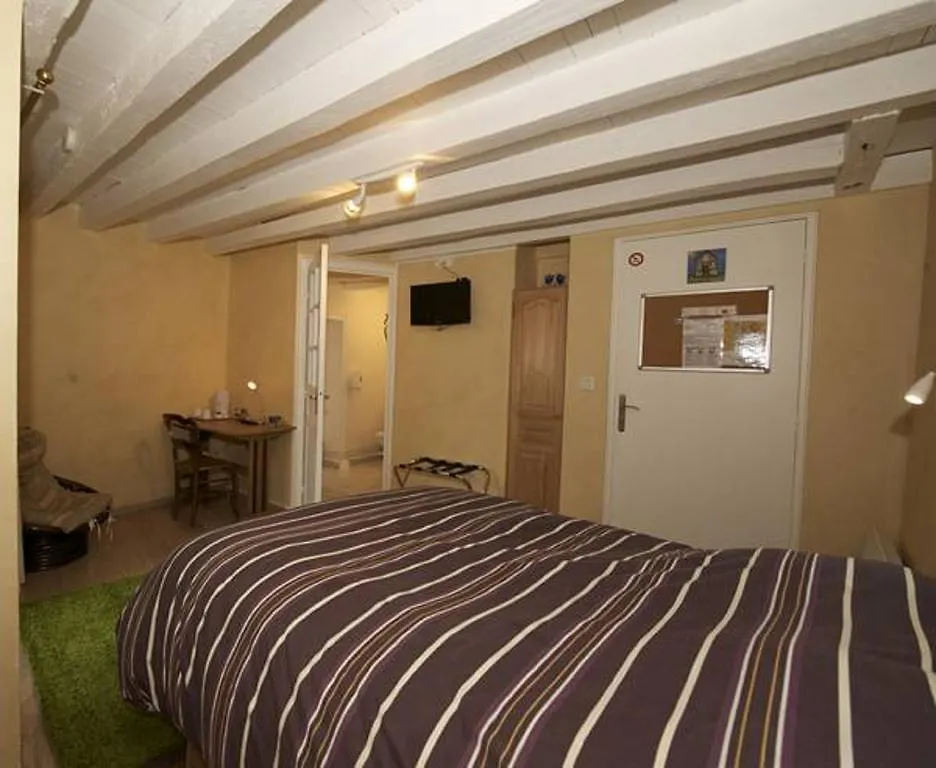 *** Bed & Breakfast Chambre D'Hotes Tilours Billom France