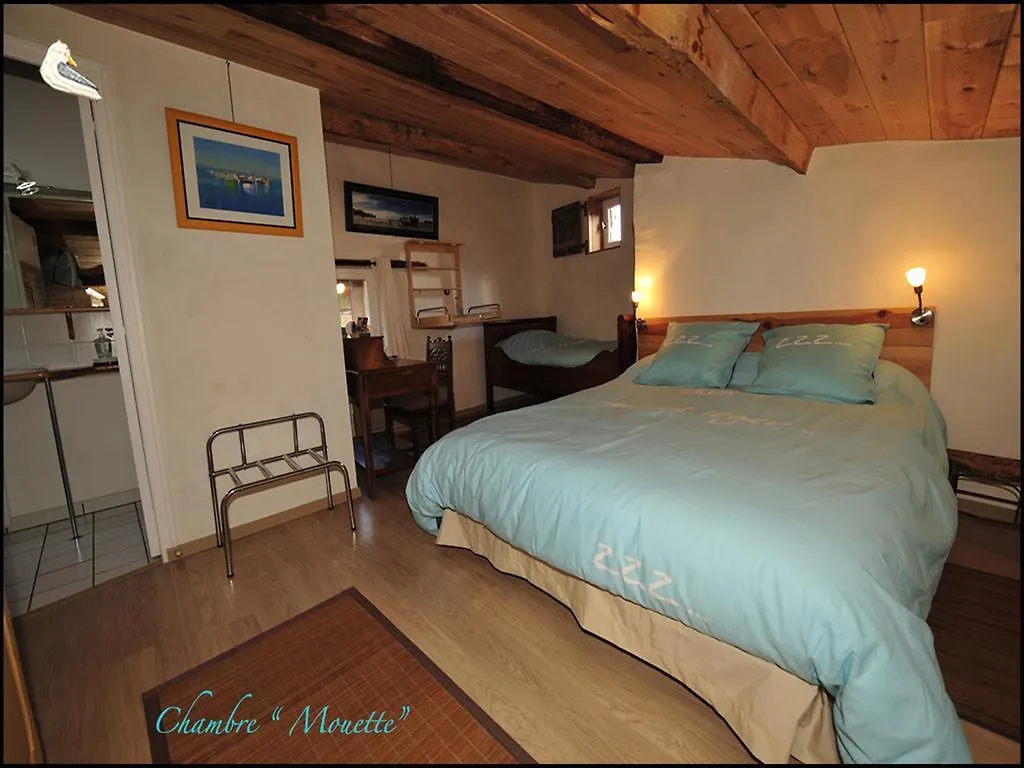 Chambre D'Hotes Tilours Billom 3*,  France